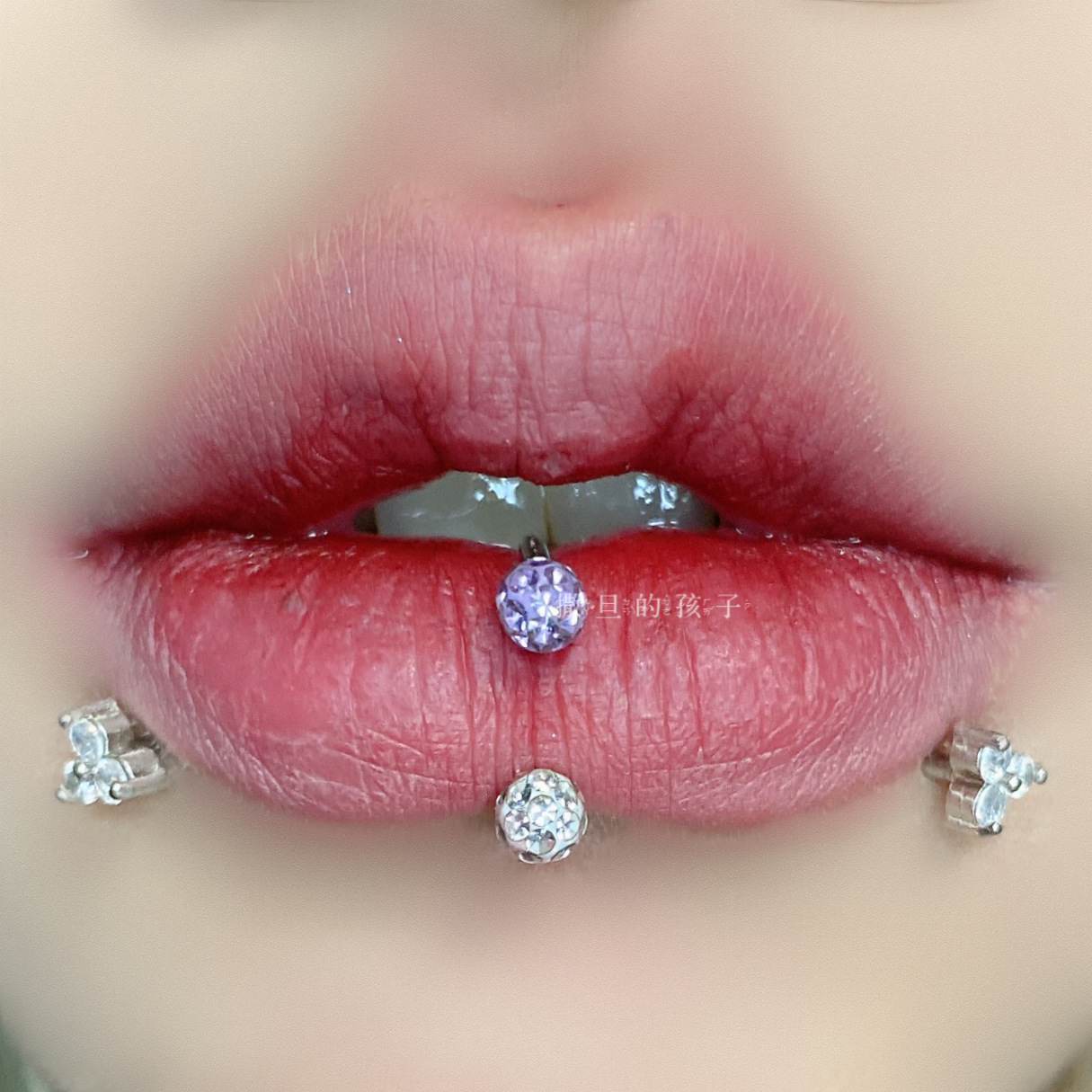Pointed labret stud close-up product detail