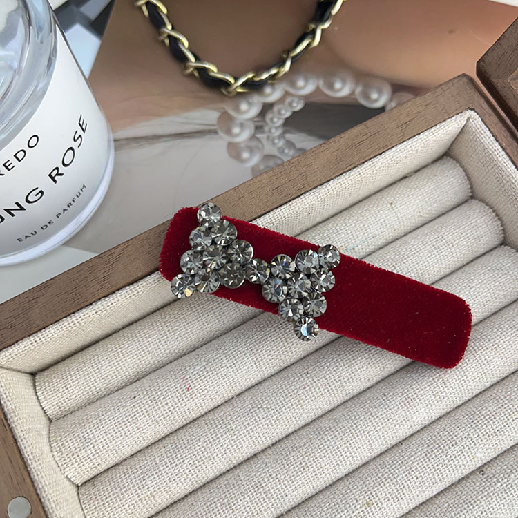 Women's Retro Bow Knot Velvet Material 80% Polyester 20% Spandex M: About 0.463kg Inlay Rhinestones Hair Clip display picture 4