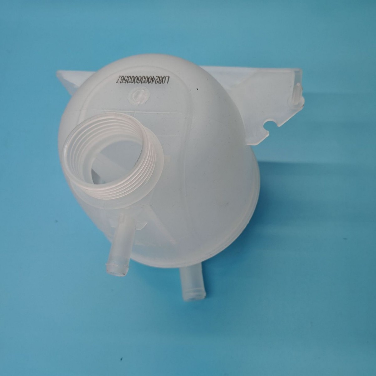 7701466975 Is Suitable for Ray. No. Coolant Tank Expansion Water Kettle Auxiliary Water Tank 7701470460