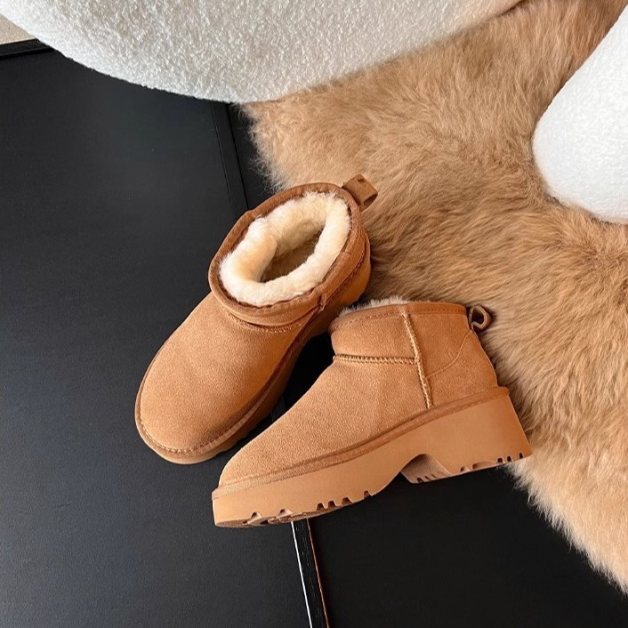 Nouvelles bottes courtes sirène à semelles épaisses Bottes de neige pour femmes Fourrure Un tube court Hiver avec des chaussures en coton pour femmes_voghion.com