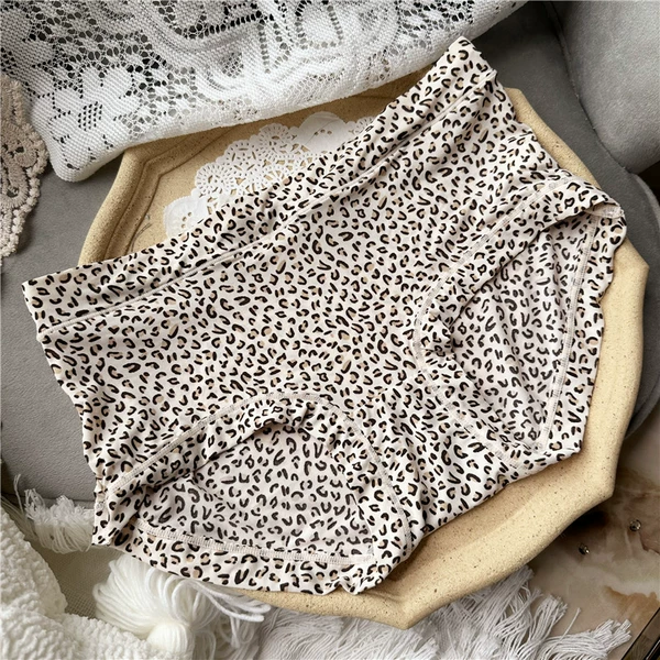 Leopard print