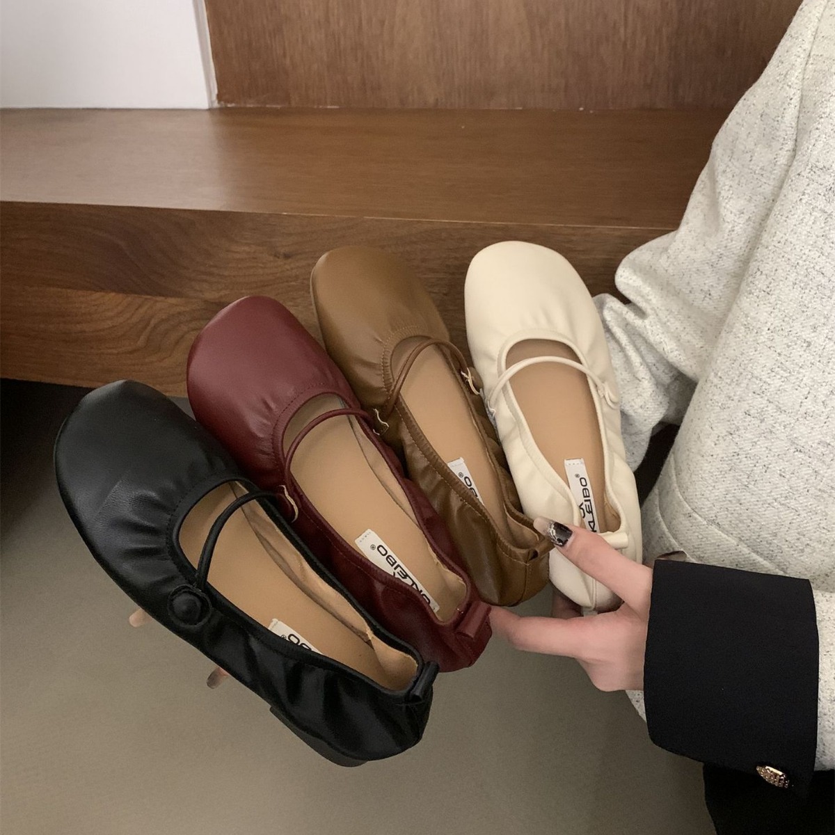 Retro elegant fashionable universal Mary Jane shoes square toe with…