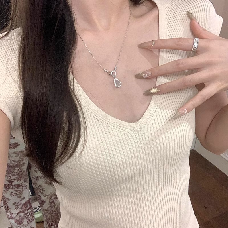 チタン鋼色褪せない新しい中国風のジルコンひょうたんネックレス、女性用、シンプル、ニッチ、ファッショナブルな鎖骨チェーン、多用途でハイエンド|undefined