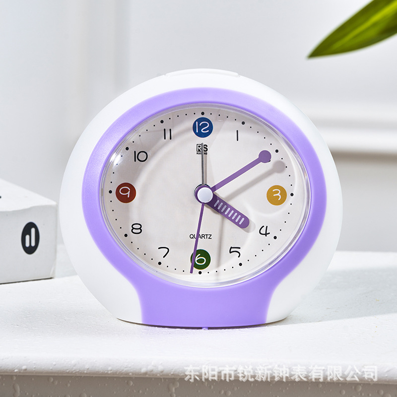 Fábrica directa para estudiantes de despertar artefactos para niños niñas estudiantes de secundaria dormitorio de aprendizaje reloj de escritorio oscilante