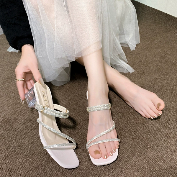 White, 4cm