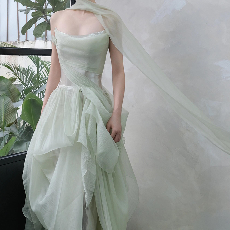 Morning Shooting Dress Female Bride's Out-of-the-House Yarn French High-Grade Green Strapless Evening Dress Dress Banquet Toast Dress Long dress