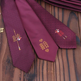 领带;领结/领花;口袋巾