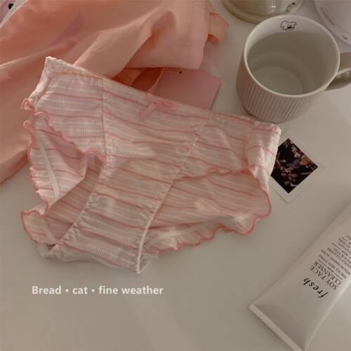 Japanese girl's private goods ruffled cute panties girls sexy pure cotton low waist pure cotton summer