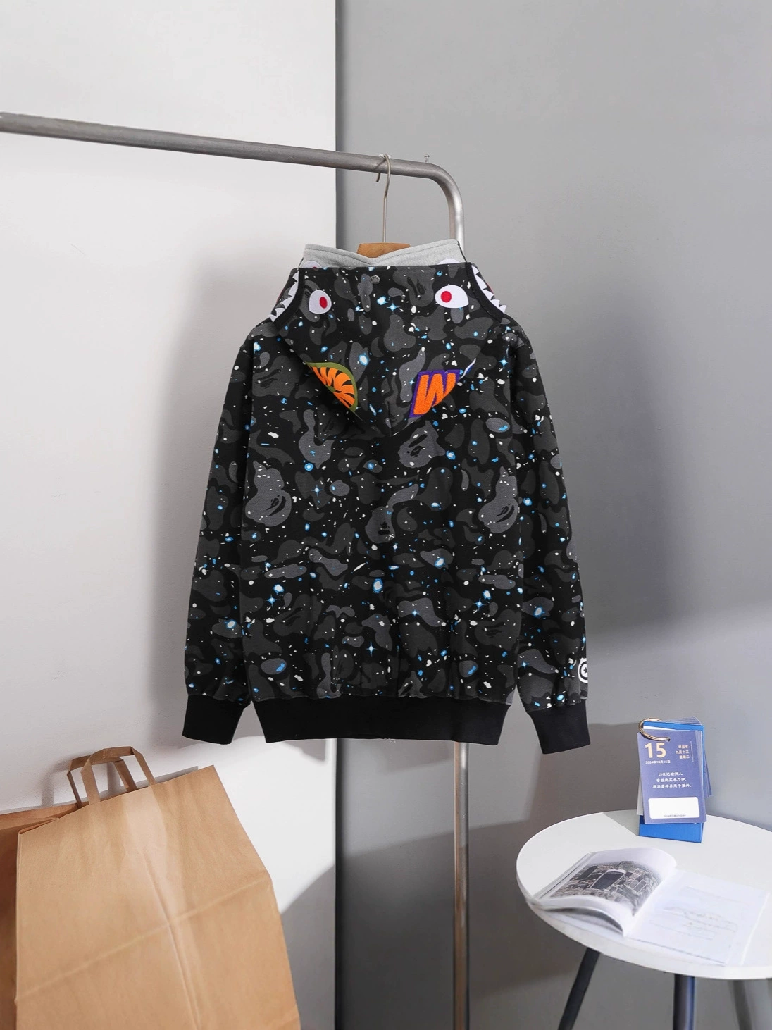 (Cross-border trading), camouflage cloth, shark, sweatshirt with hood with zipper, with embroidery