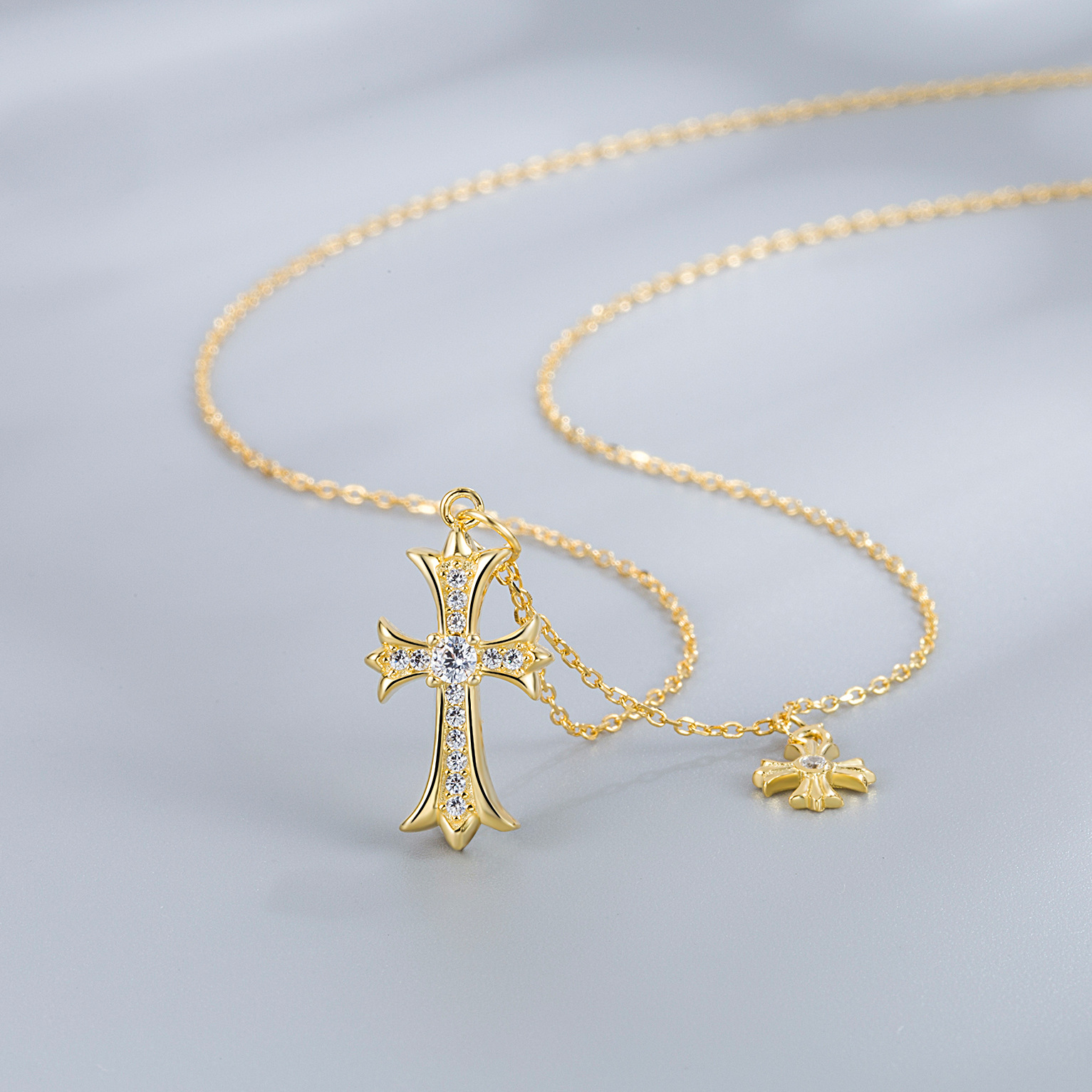 1 Piece Quantity Daily, Date Occasion 925 Sterling Silver Material 1 Piece 925 Sterling Silver Cross 925 Sterling Silver Cable Chain Pendant Necklace