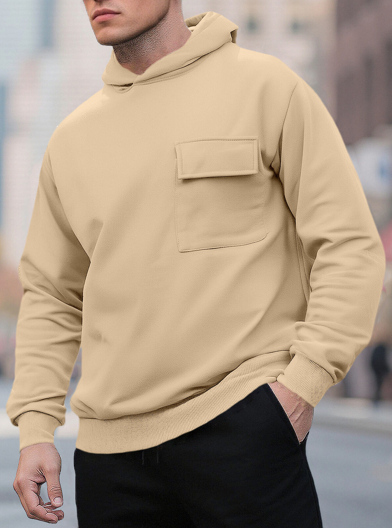 Sweat à capuche homme en coton molletonné avec poche plaquée_voghion.com