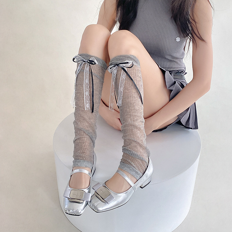 Lolita pilar pilar calcetines de pantorrilla ballet rayas de protección solar burbuja boca delgada japonesa arco de piernas de niñas