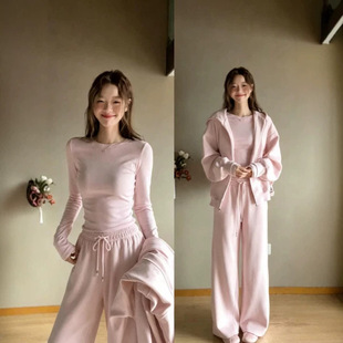 �＾�����L������ѝ���OӋ���nϵһ���׷�ɫ���e�\���l��Ů�b