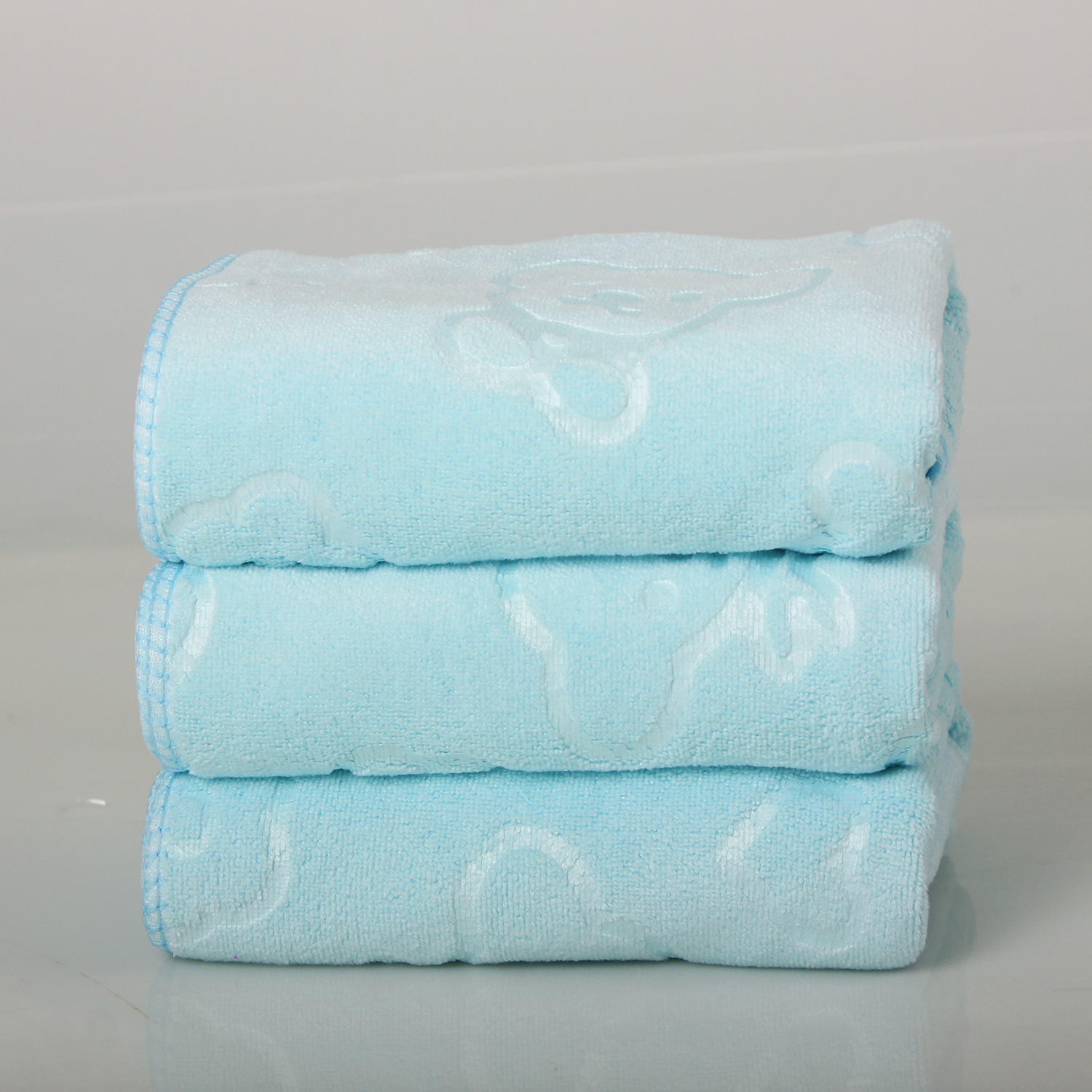 청록색 곰 프린트 타월