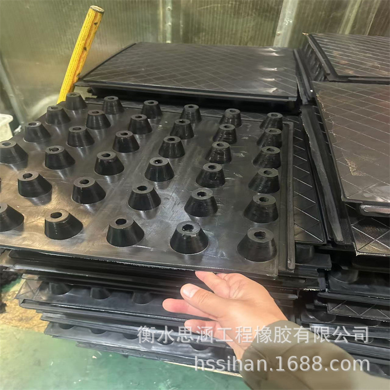 钉型橡胶弹性垫块钉帽氯丁橡胶支座 建筑楼房隔音橡胶板高弹性