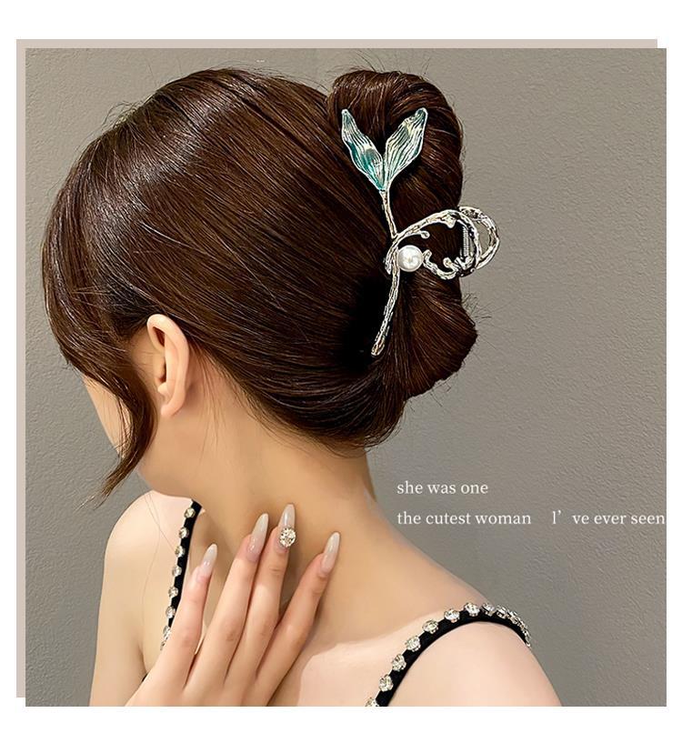 Women's Sweet Fish Tail Alloy Inlay Hair Claws display picture 3