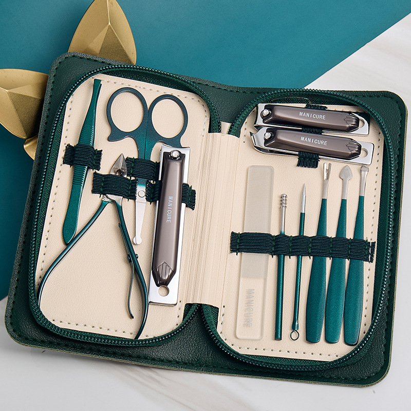 Green set with zipper, 12 pieces