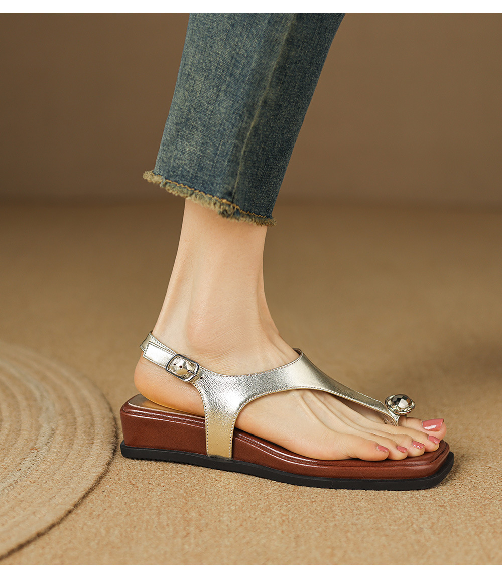 Sandal xỏ ngón nữ đế bệt phong cách nghỉ dưỡng — màu vàng chi tiết 19