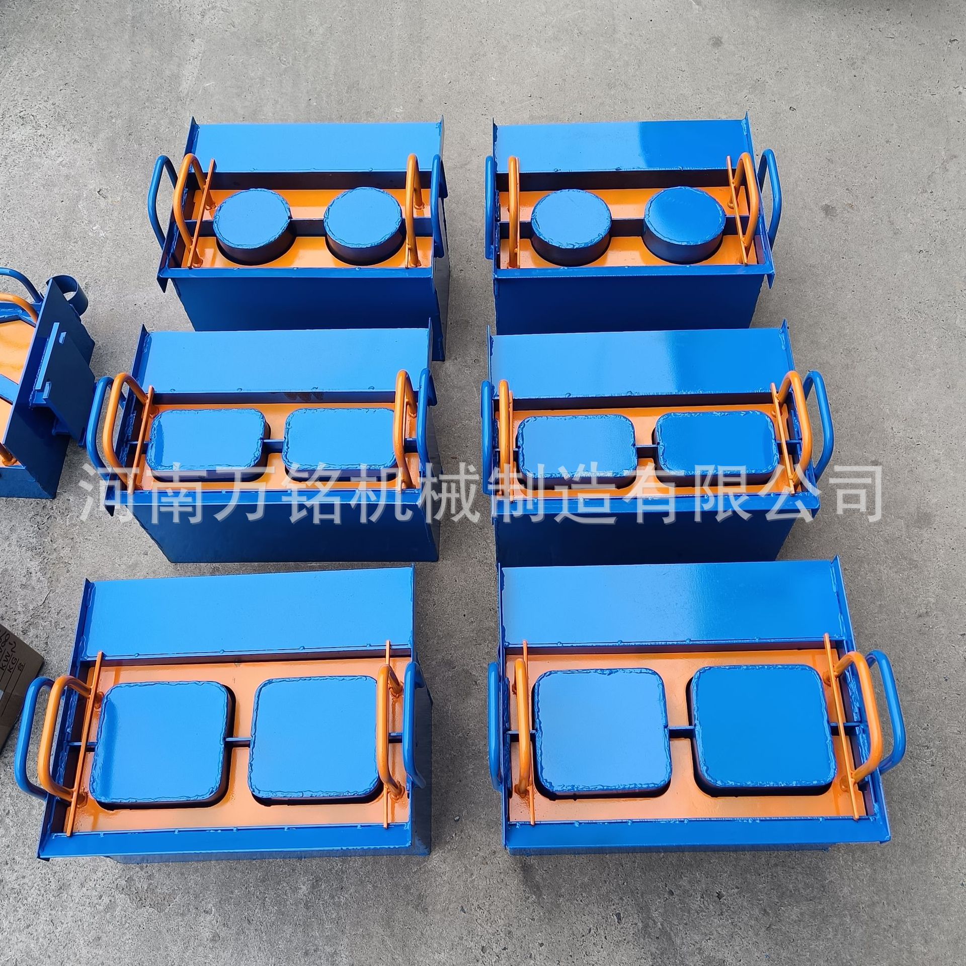 Exportación de Asia central y semiautomática máquina de formación de bloques huecos pequeña máquina de ladrillo de cemento sin quemar máquina de ladrillo de residuos de construcción