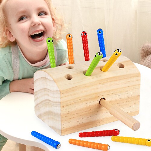 Children's early education wooden magnetic bug catching game for babies, hand-eye coordination, parent-child intellectual development, desktop interactive bug catching toy