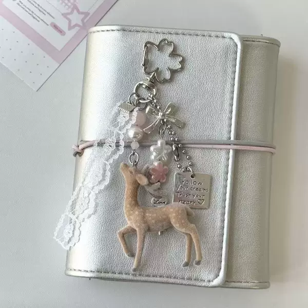 Lace Deer Letter | The Soft Pink and White Color Scheme Is Like a Deer in a Spring Forest, Bringing a Sense of Healing.