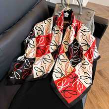 �z��90����Ů�߼���С����ӡ��ɫ�׺��I�������r����ins�����^��