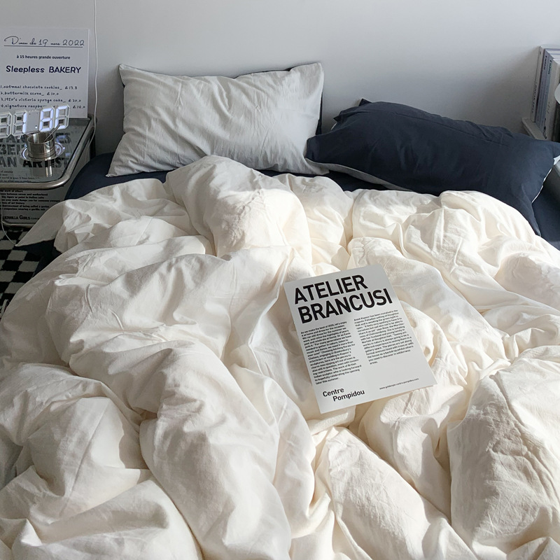 Viento nórdico simple color sólido tres piezas de ropa de cama dormitorio de estudiantes de verano cuatro piezas de ropa de cama