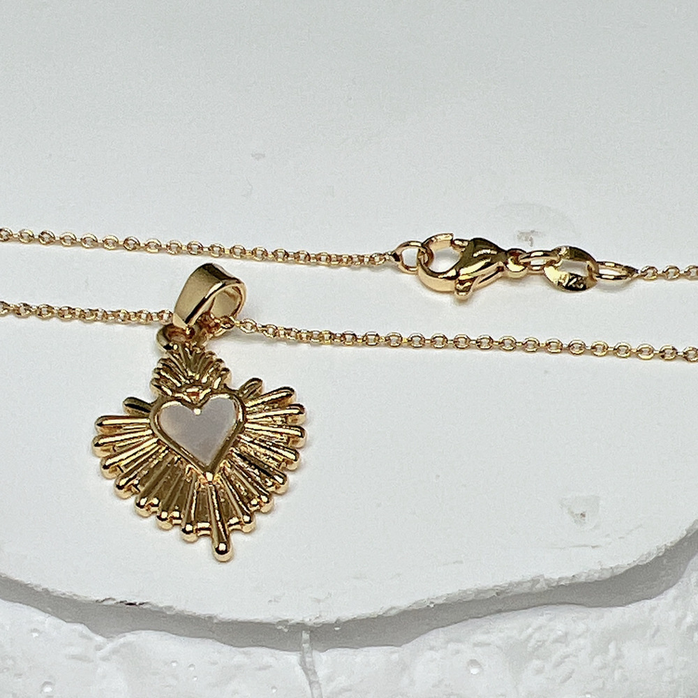 Ins Wind Eenvoudige Stijl Liefde Hartvorm Koper Galvaniseren Inlay Schelp Hanger Ketting 1 Stuk display picture 2