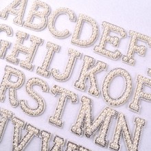 新款珍珠字母水钻贴帽子服饰品DIY配件26个英文热熔胶烫钻图案贴