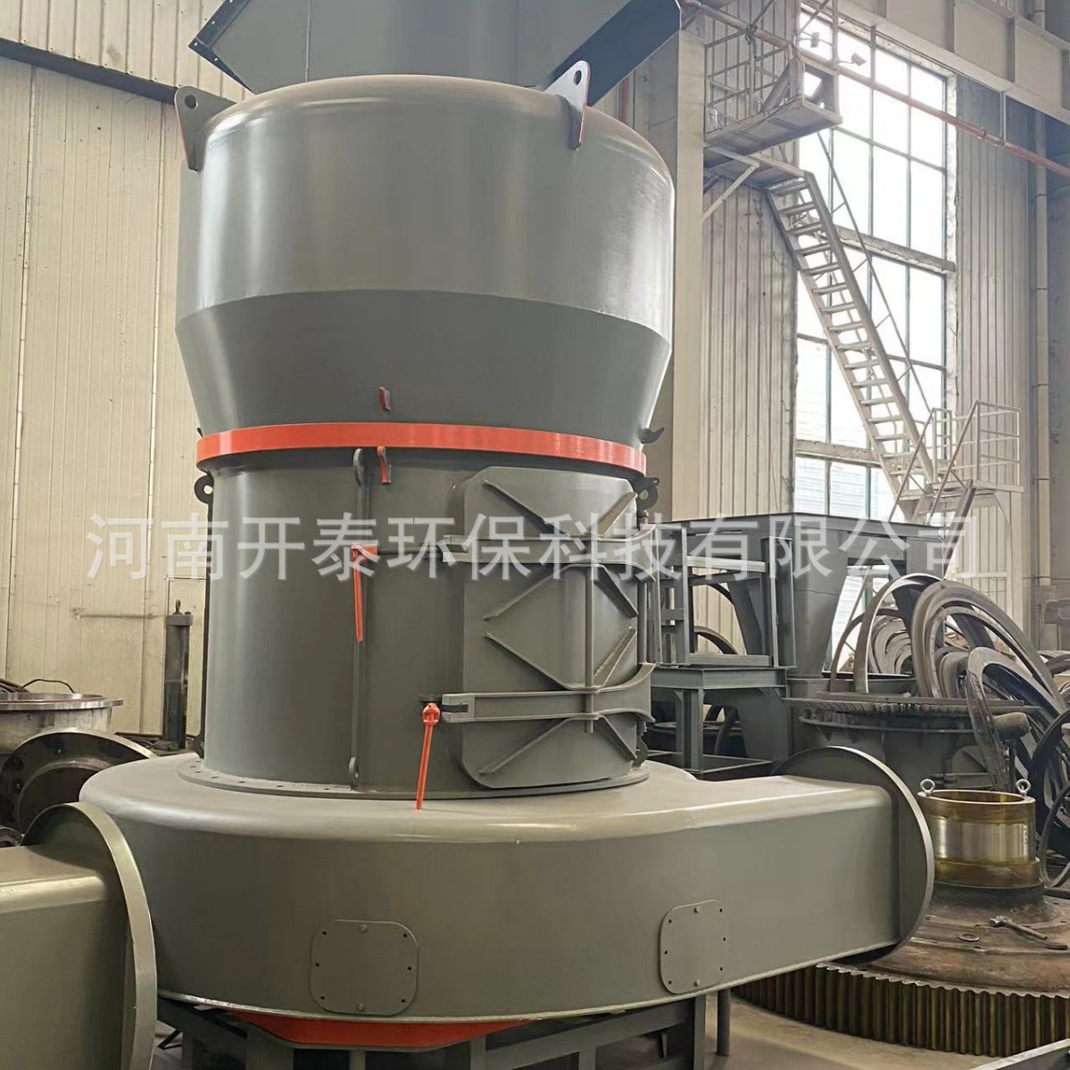 3220型雷蒙磨 1500欧版雷蒙磨粉机 138型雷蒙磨，重晶石磨粉机厂