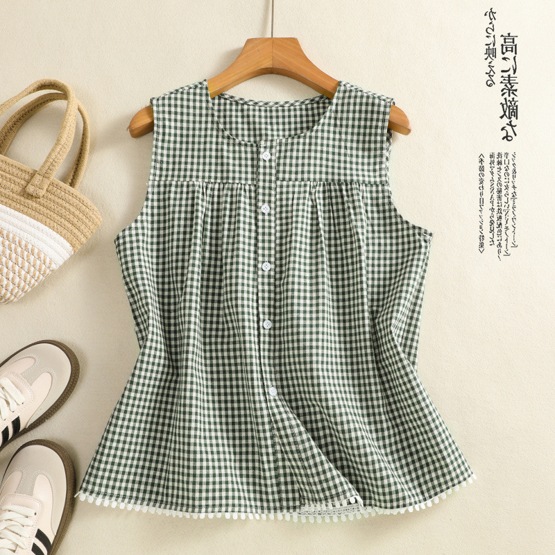 Summer green colored cardigan sleevless with a round collar
