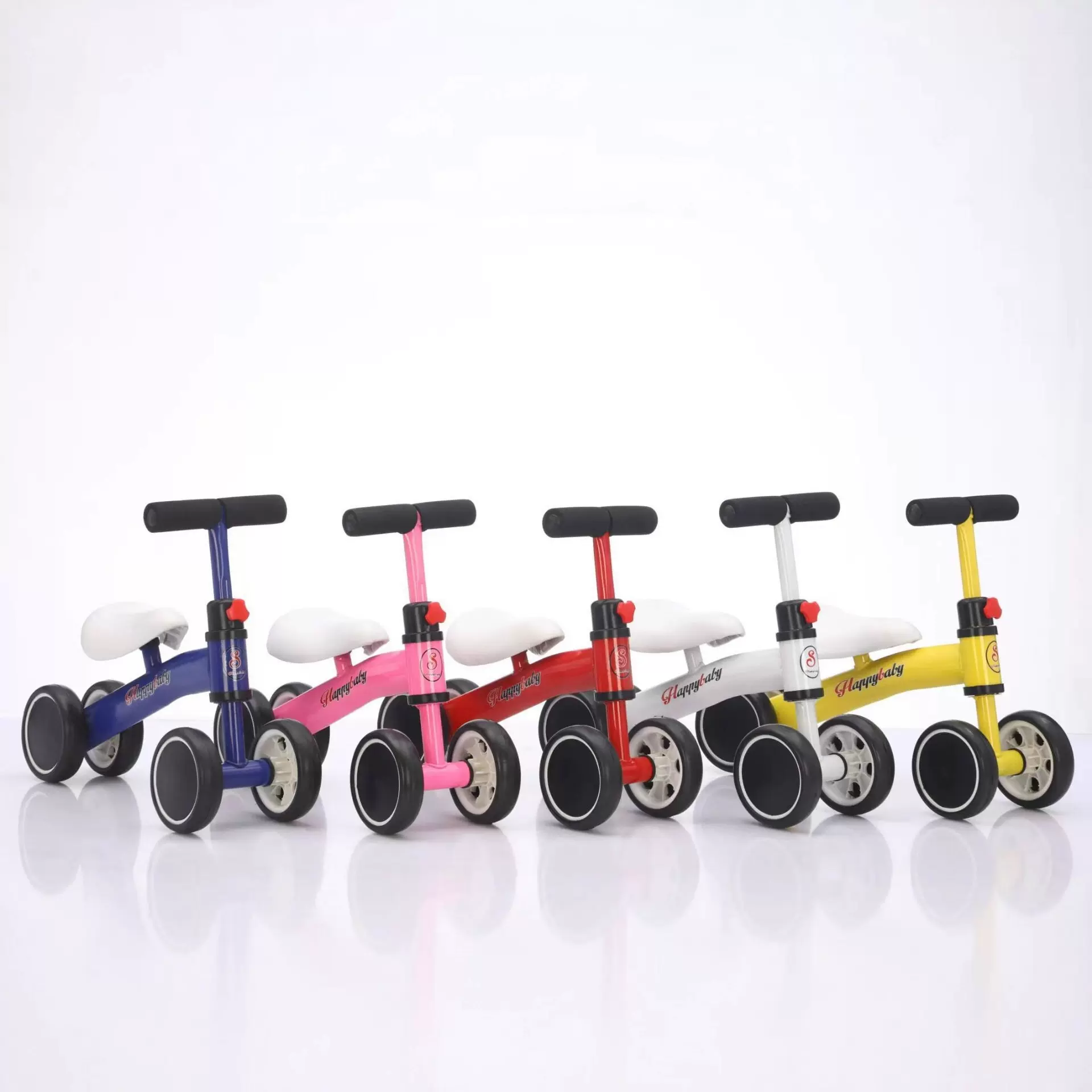 儿童滑行平衡车幼儿宝开发四轮滑步车180°旋转