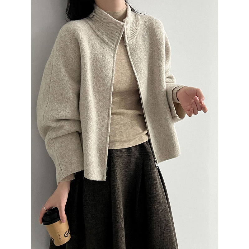 LUXI Korean-style lazy-fit stand-collar knit sweater for women, 2026 autumn wool commuter versatile sweater jacket ss1114