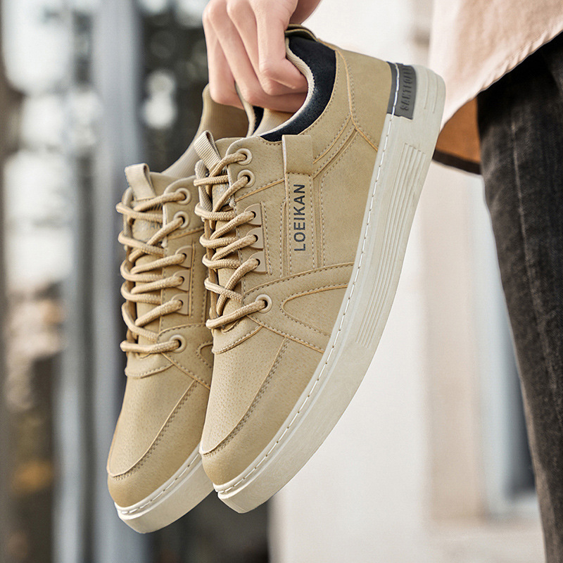 Zapatos de hombre 2025, nuevos zapatos de skate de cuero transpirables de primavera, zapatos deportivos casuales impermeables para hombres