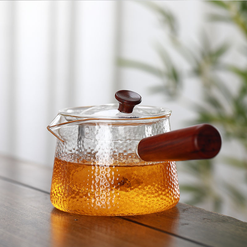 Glass Teapot with High Temperature Resistance, Household Tea Brewing Pot with Wooden Handle, Floral Tea Set with Filter, High Temperature Resistant Glass Pot