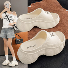 �羳�����ЬŮ�ļ��⴩�����_��������7CM�r�з����p��һ����Ů