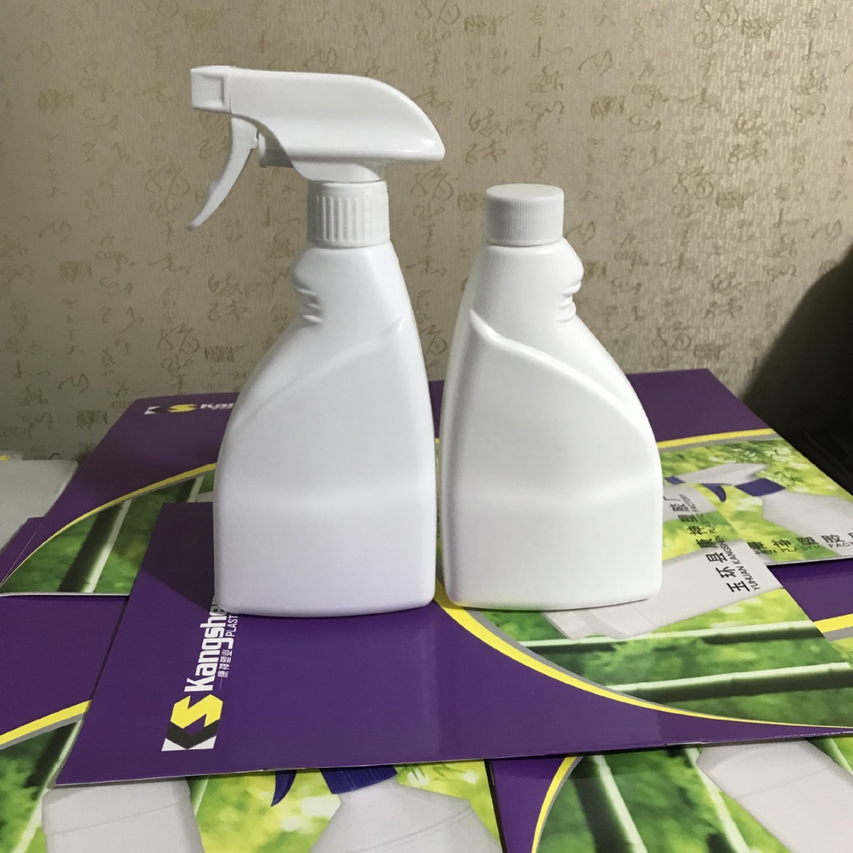 供应500ml喷雾瓶适用油污净,清洗剂，甲荃清除剂消毒液等厂家直供