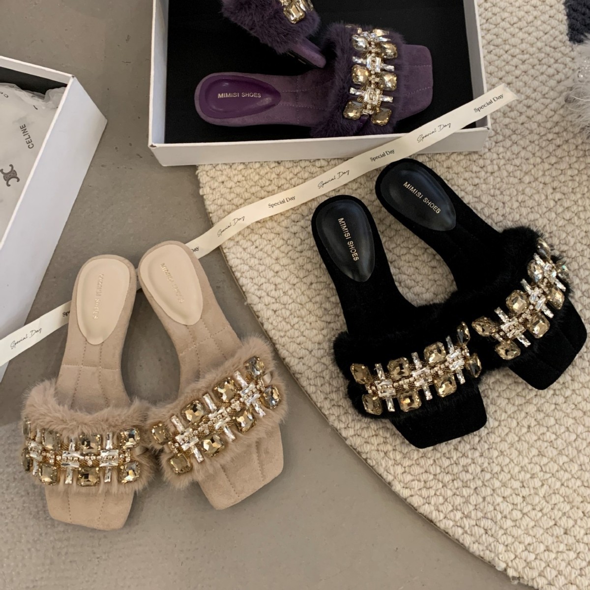 法式仙女风水钻扣毛毛拖鞋女外穿2025秋冬新款小众温柔露趾一字拖