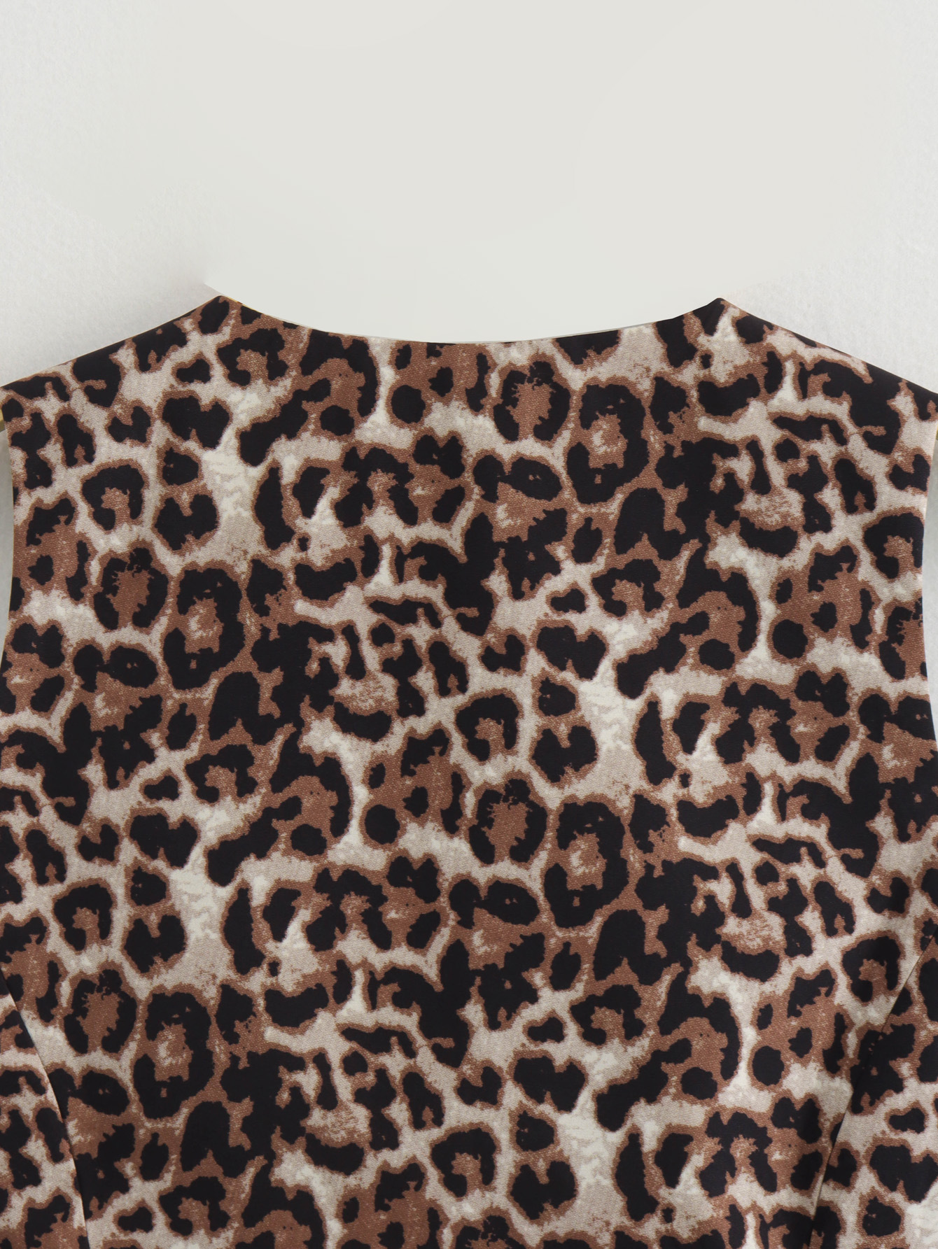 Women's Gender Wholesale Women's Streetwear Leopard Sleeveless Button Tank Tops