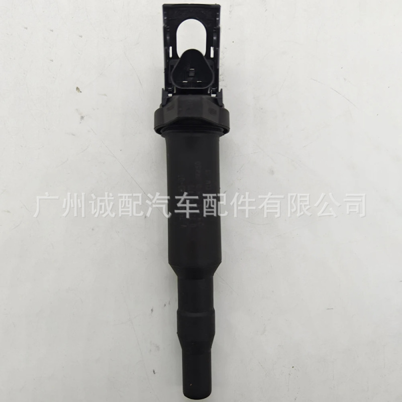 0221504470 12137594936クロスボーダー卸売高品質イグニッションコイルはbmw 3系5系を適用します。|undefined