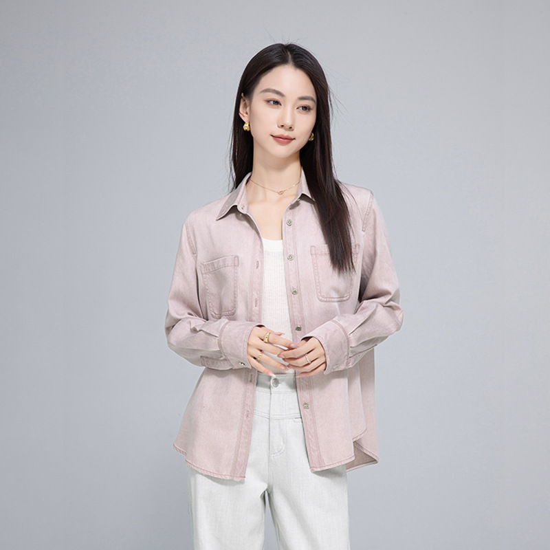 Áo sơ mi denim nữ tay dài phong cách đơn giản, chất liệu lyocell, có túi công vụ — Màu hồng