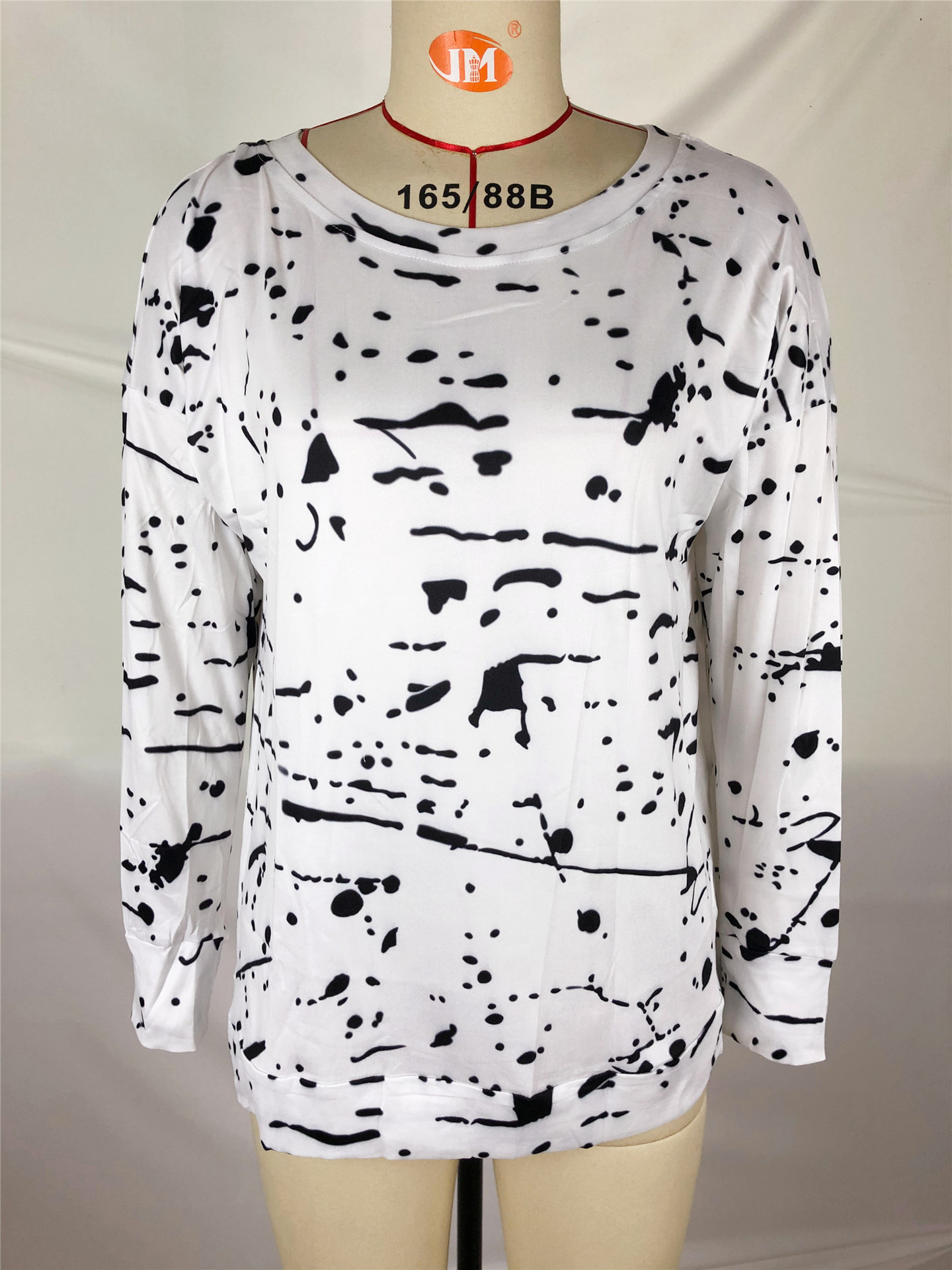 Stylish Graffiti Print Sweatshirt