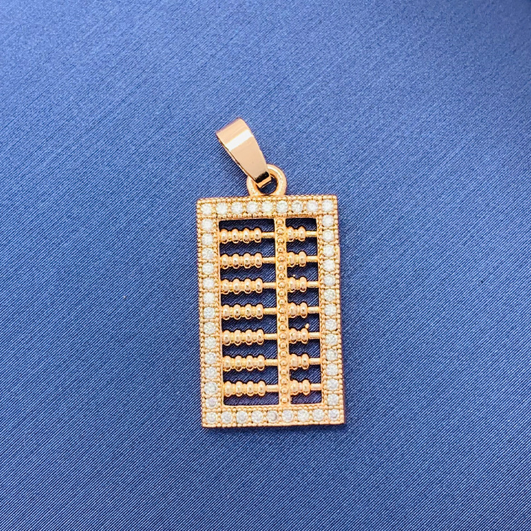 百種類のペンダントは心のままにファッションの経典を配合します。カップルの美しいペンダントは親友のアクセサリーを送ります。