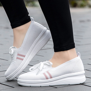 9813 women's shoes flying woven mesh shoes spring and summer slip-on mid-mouth walking shoes mom casual running shoes breathable sneaker