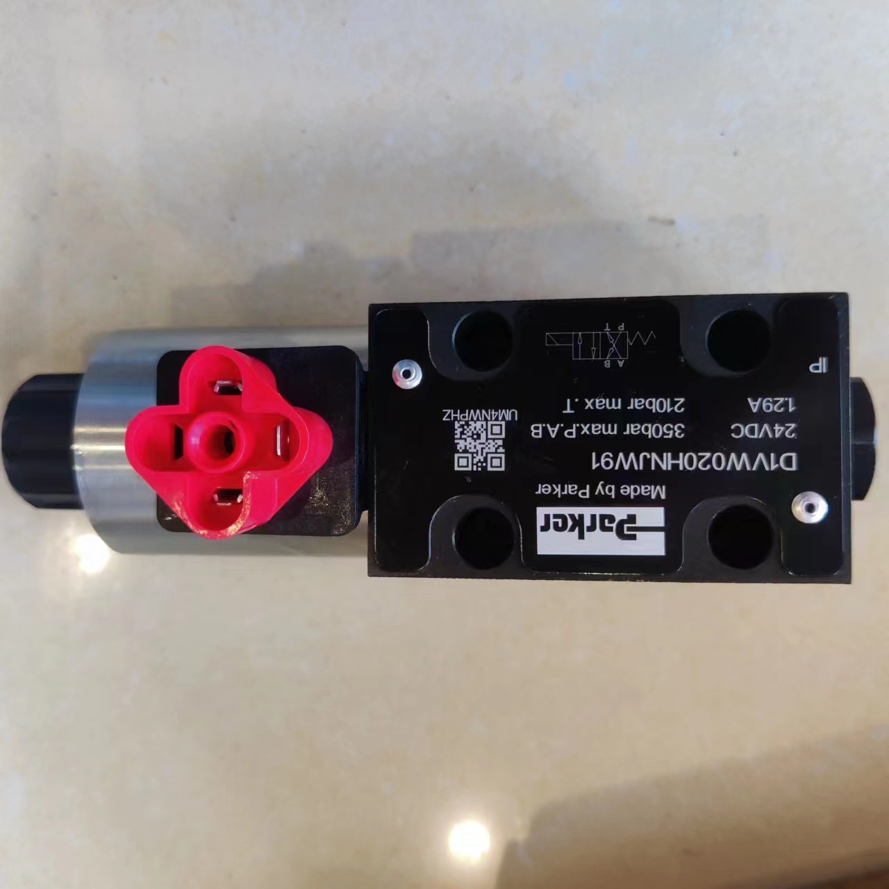 D1VW026HNJW派克Parker常规电磁阀系列常年现货库存