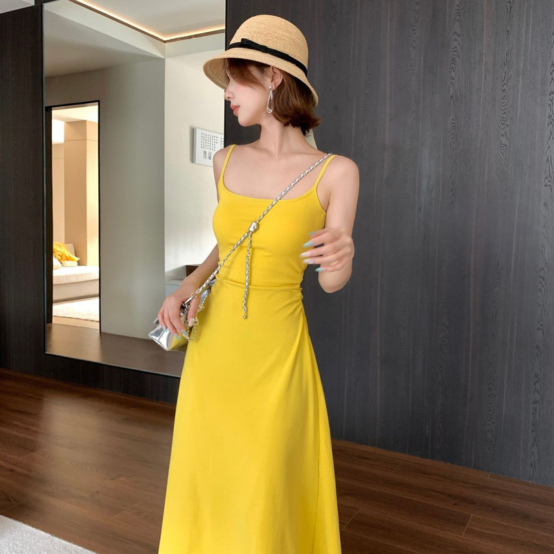 Summer Twisted Design Suspender Dress with Pleated Waist for a Slimming Effect, Concealing Imperfections, Featuring Detachable Cup Pads and a Beautiful Back, Long Dress for Women Summer Twisted Design Suspender Dress with Pleated Waist for a Slimming Effect, Concealing Imperfections, Featuring Detachable Cup Pads and a Beautiful Back, Long Dress for Women