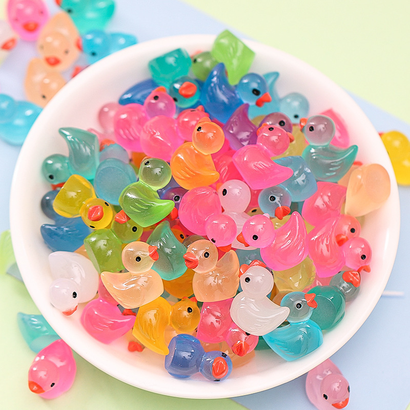 Luminous Mini Cartoon Stereo Duck Mixed Resin Food Toy Car DIY Luminous Ornaments Accessories Wholesale