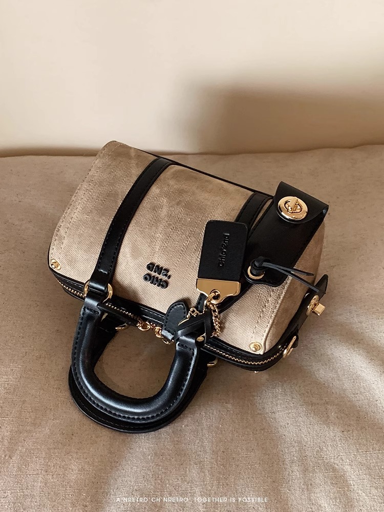 南風Chio2nd半熟モカ枕バッグ女性式2024新型手提げバッグシングルショルダーバッグ