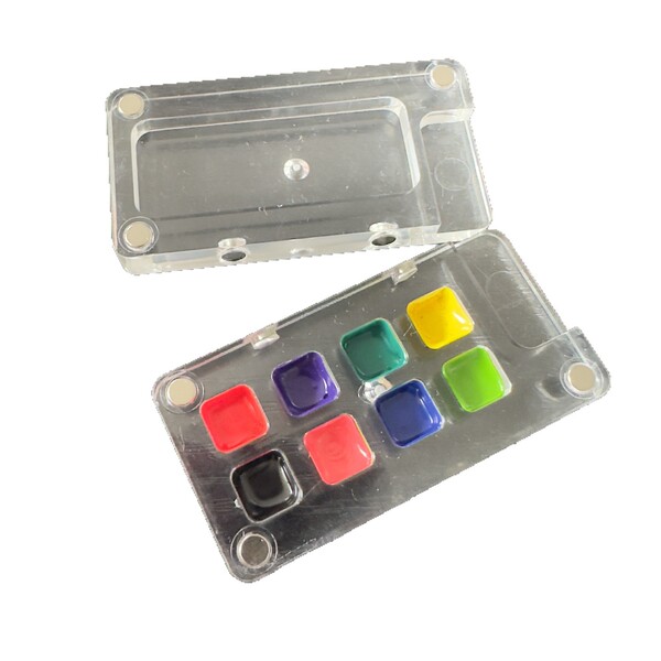 Small pigment handheld watercolour