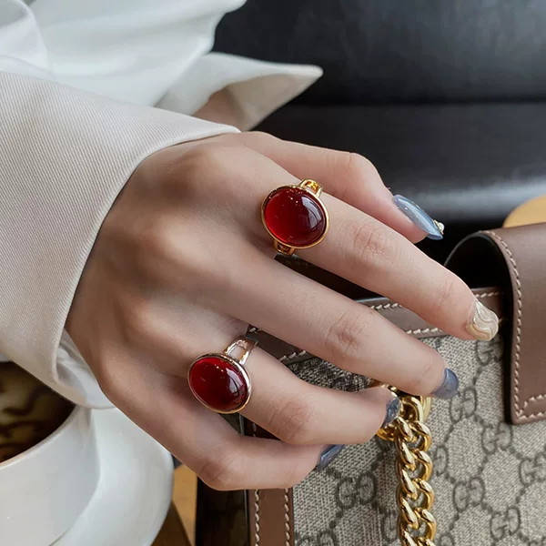 Garnet chalcedony agate red corundum ring personalized fashion ruby ring Women's sand gold stall supply wholesale